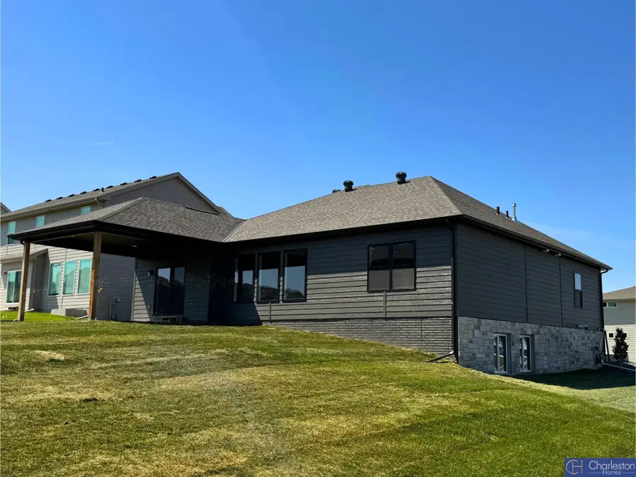 19820 R Street, Omaha, NE 68135 - #2