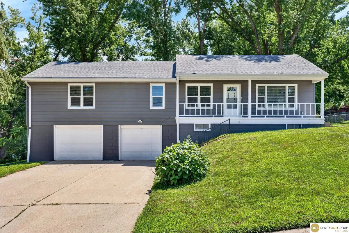 7629 Pinkney Street, Omaha, NE 68134 - #1
