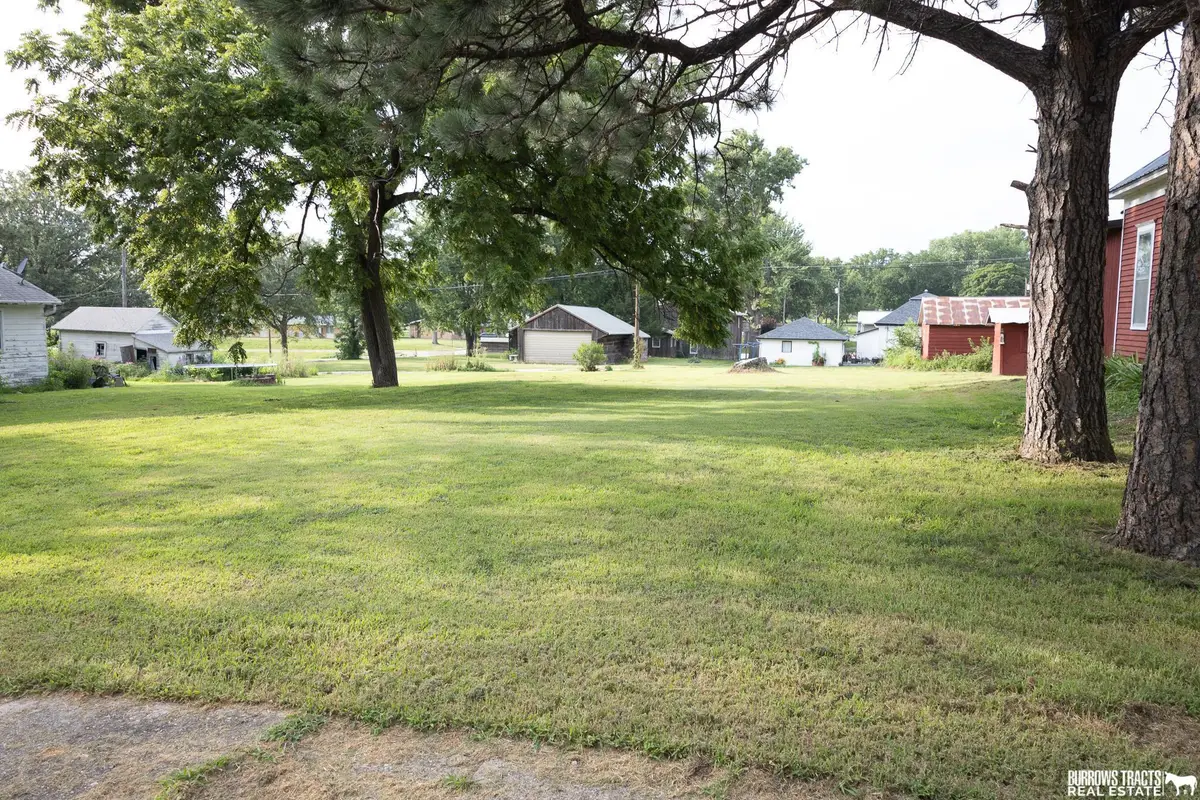 516 9th Street, Pawnee City, NE 68420 - #1