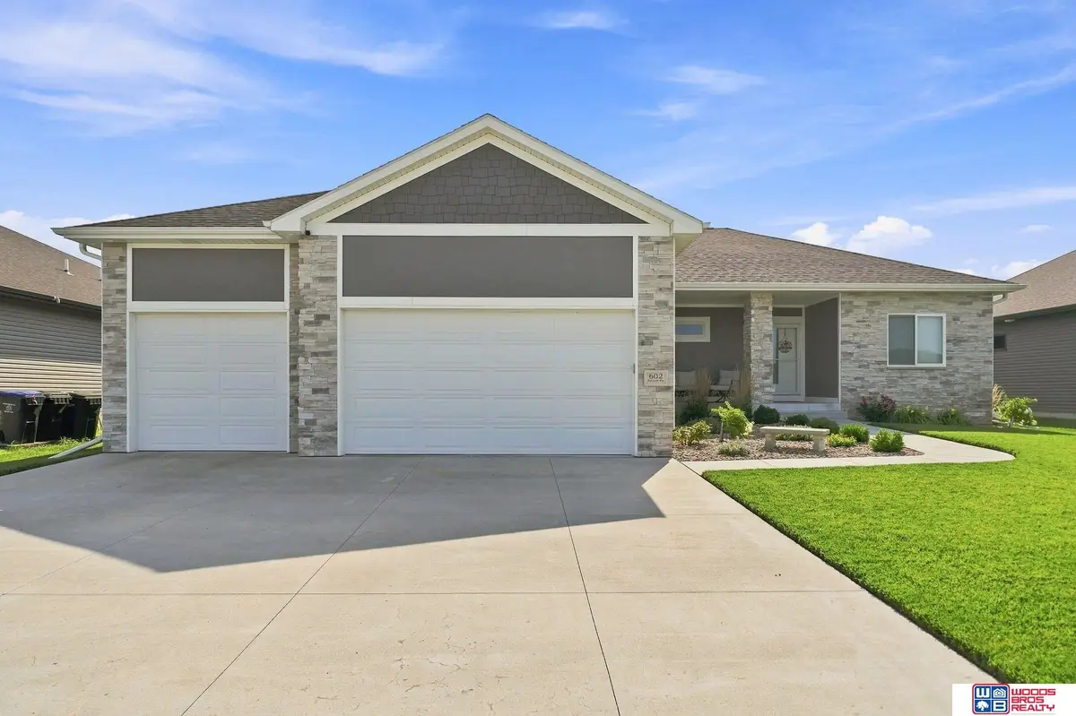 602 Waterside Way, Lincoln, NE 68527 - #1
