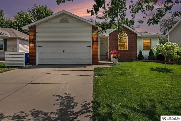 7400 S 16th Street, Lincoln, NE 68512