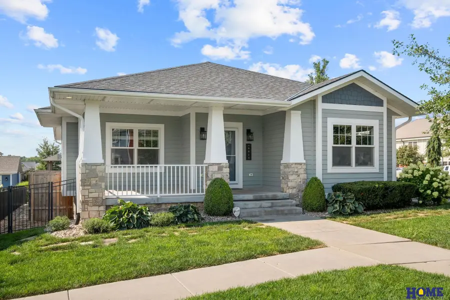 6015 Hidcote Drive, Lincoln, NE 68516 - #2