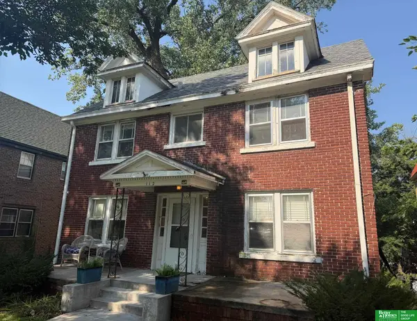 112 S 49 Avenue, Omaha, NE 68132