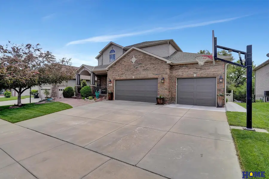 8159 Windmill Drive, Lincoln, NE 68507 - #2