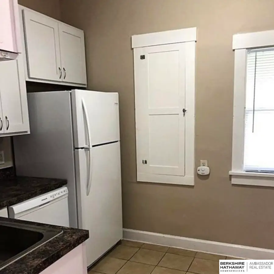 2241 S 48th Street, Lincoln, NE 68506 - #2