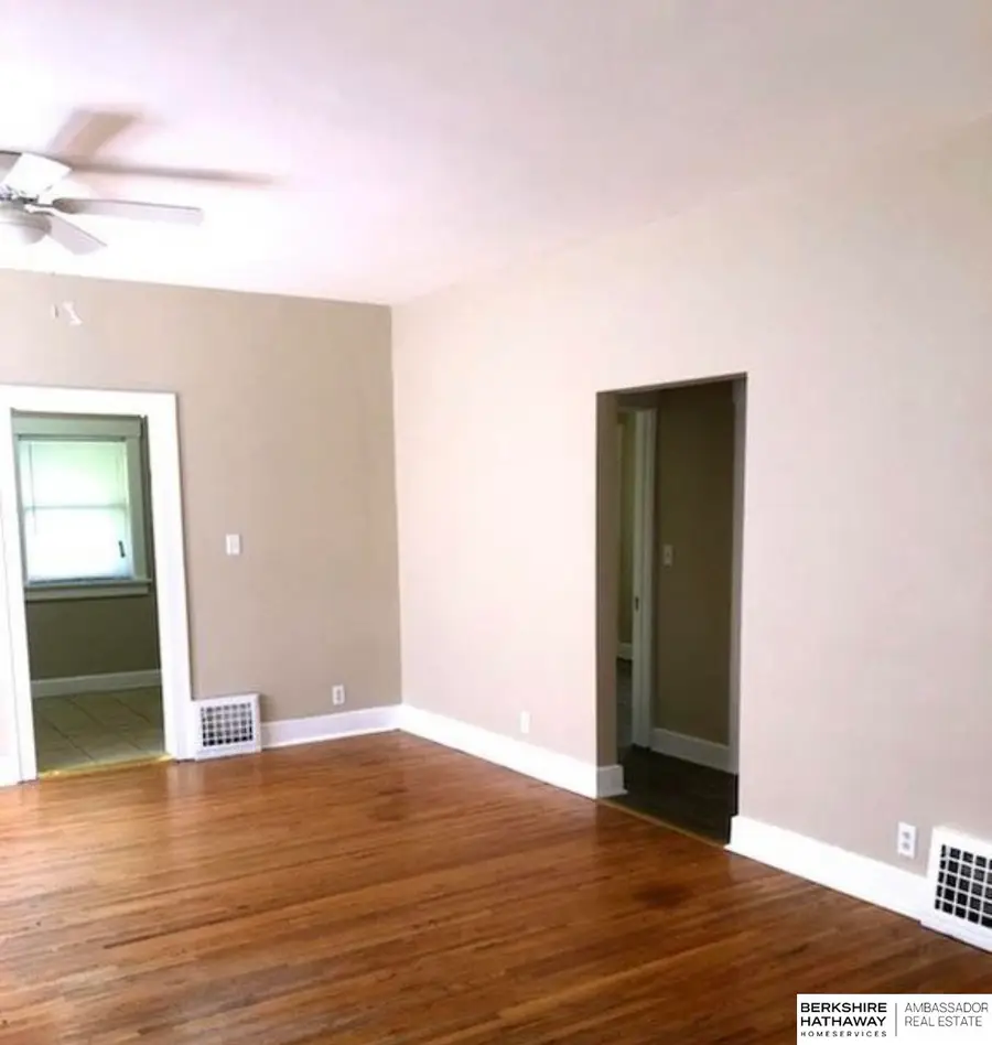 2241 S 48th Street, Lincoln, NE 68506 - #3