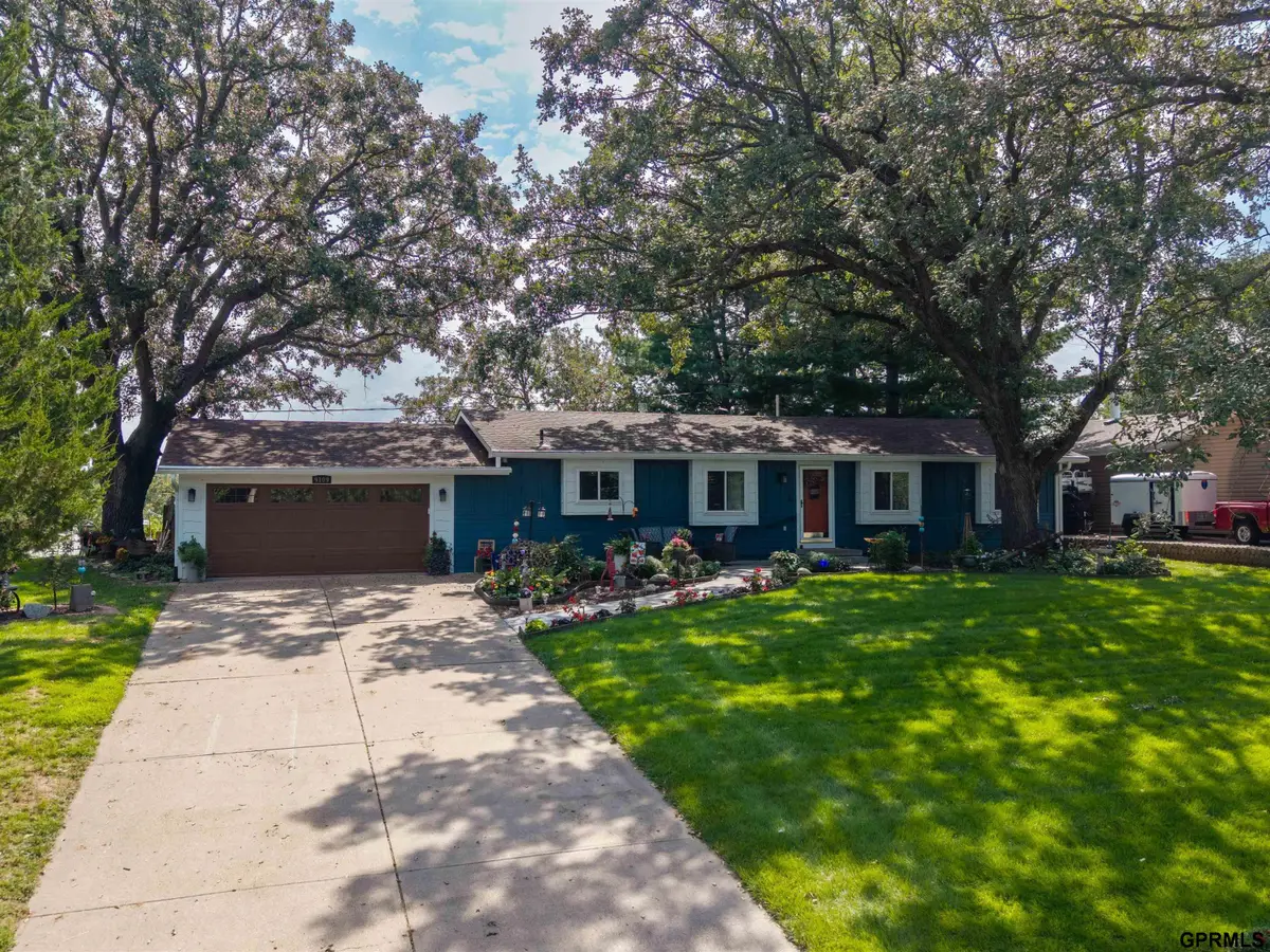 9109 Bellvue Drive, Plattsmouth, NE 68048-4505 - #1