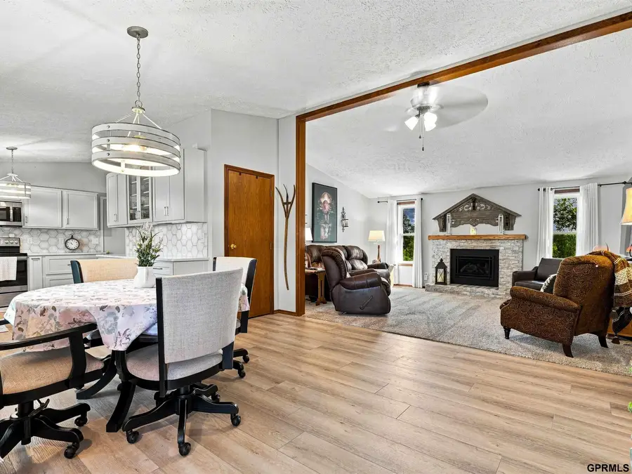 9109 Bellvue Drive, Plattsmouth, NE 68048-4505 - #2