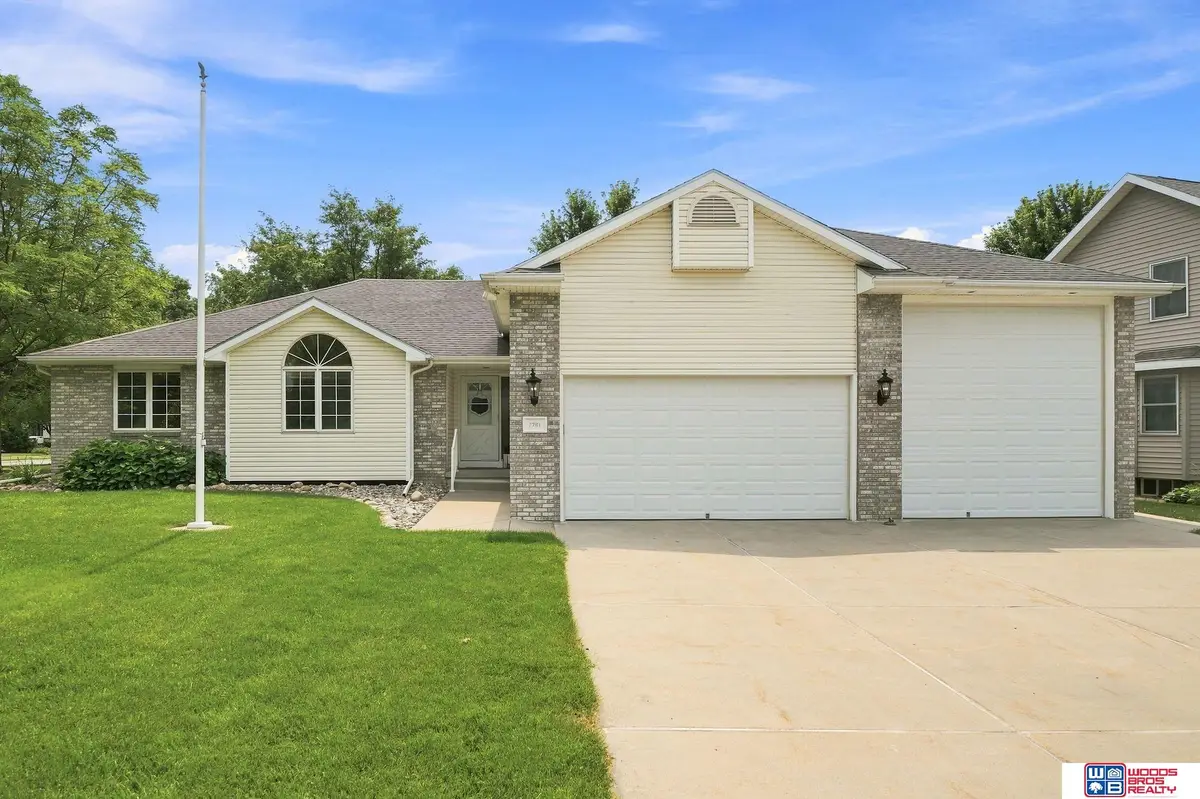 7761 Lowell Avenue, Lincoln, NE 68506 - #1