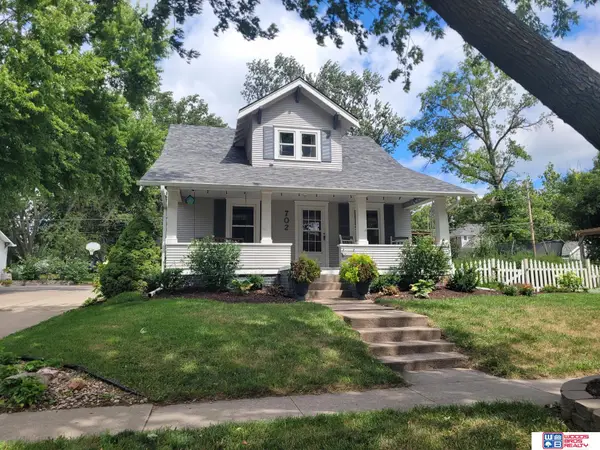 702 N 8th Street, Seward, NE 68434