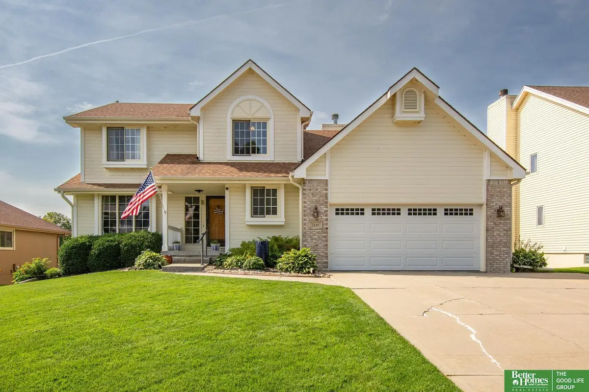 2145 Cobblestone Road, Papillion, NE 68133 - #1