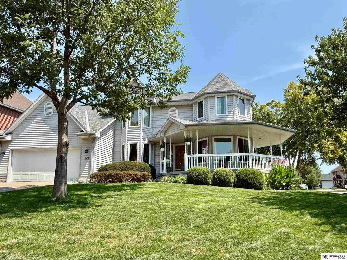 501 N Polk Circle, Papillion, NE 68046 - #1