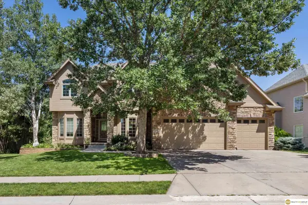 1519 S 192nd Avenue Circle, Omaha, NE 68130