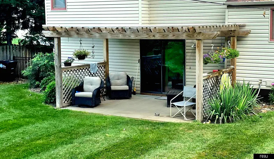 716 S 217th Street, Elkhorn, NE 68022 - #3