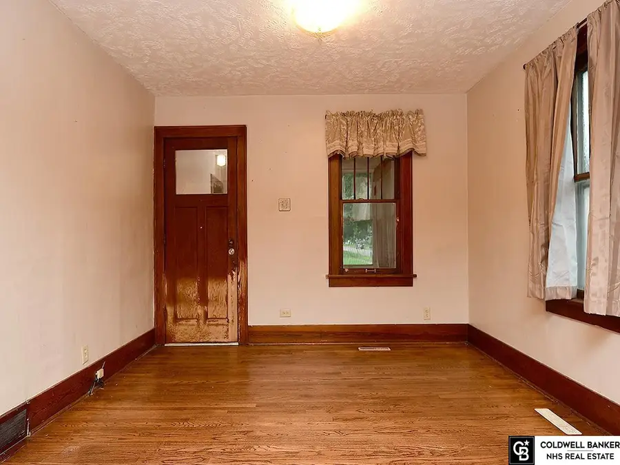 612 W 24th Avenue, Bellevue, NE 68005 - #3