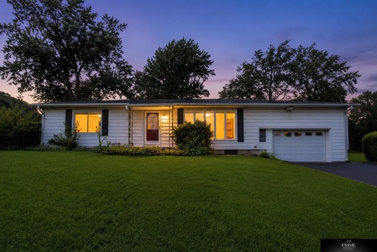 536 S 85th Street, Omaha, NE 68114 - #1