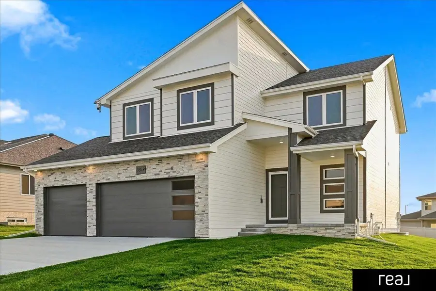 5512 N 190th Avenue, Elkhorn, NE 68022 - #2