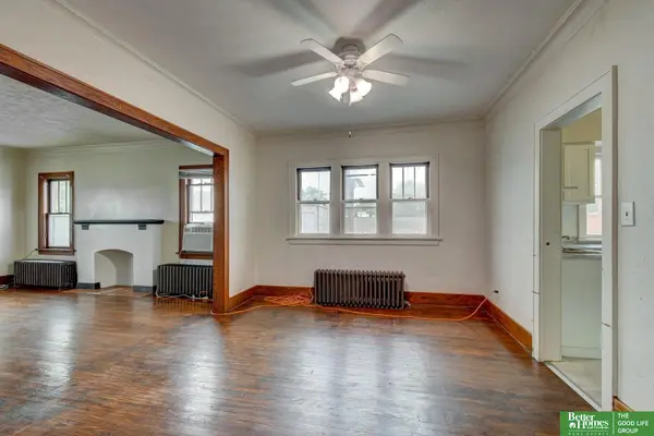 1911 S 50 Street, Omaha, NE 68106-9999