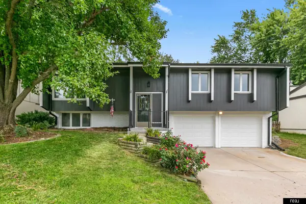 14435 Weir Circle, Omaha, NE 68137