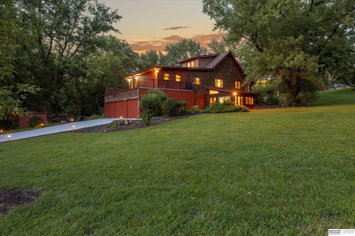 1106 Bellevue Boulevard N, Bellevue, NE 68005 - #1