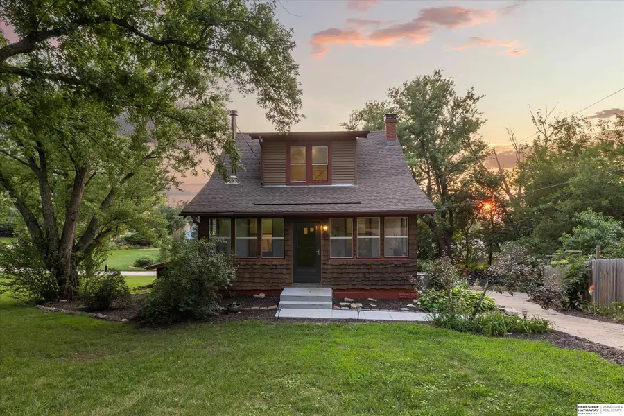 1106 Bellevue Boulevard N, Bellevue, NE 68005 - #2