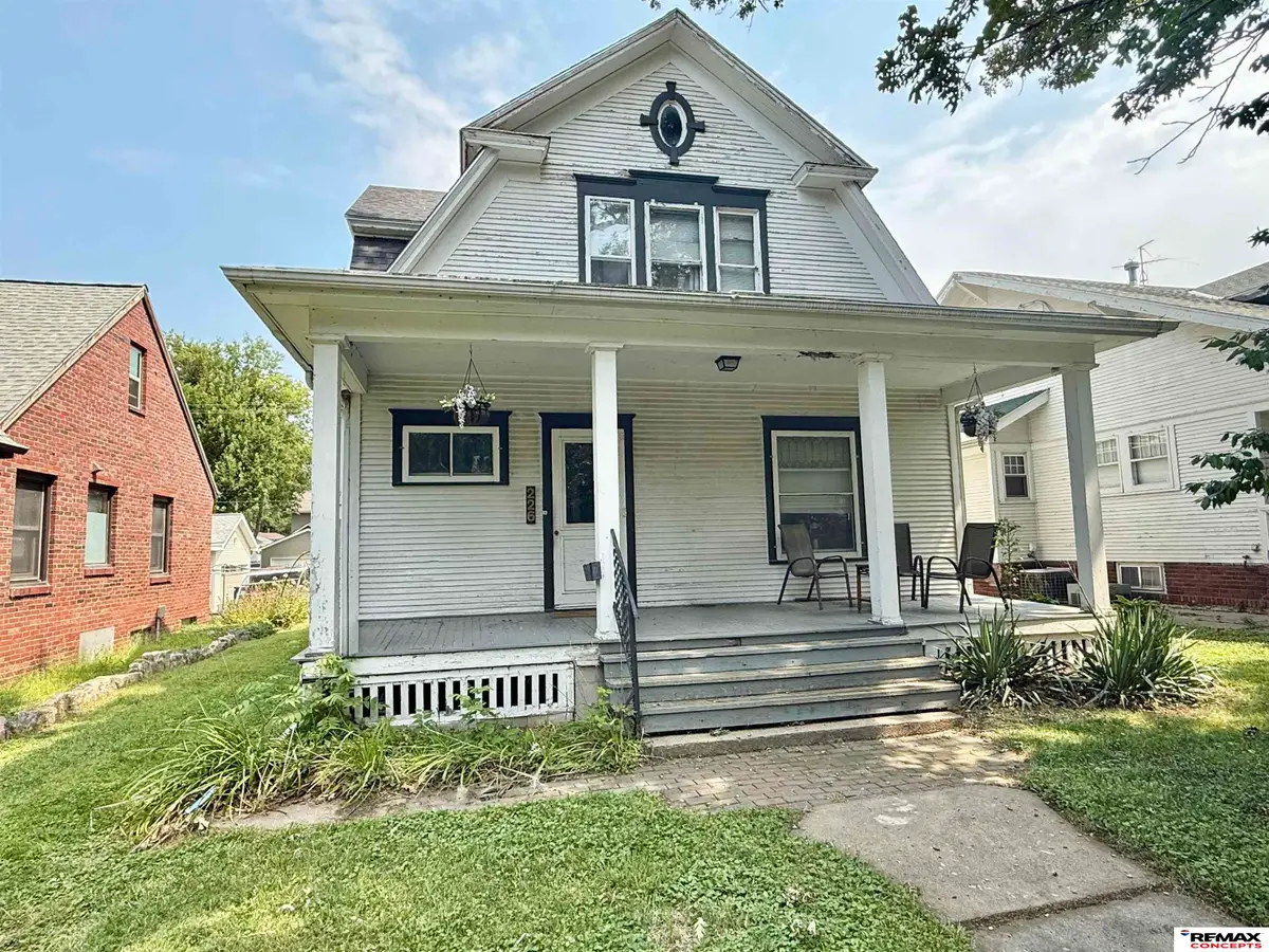 226 S 29th Street, Lincoln, NE 68510 - #1