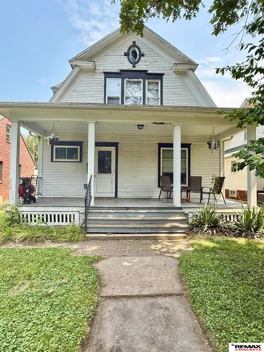 226 S 29th Street, Lincoln, NE 68510 - #2