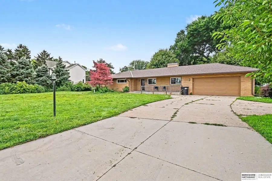 328 N 90th Street, Omaha, NE 68114-0000 - #3