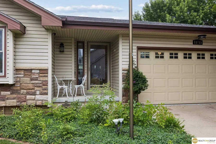 11715 S 25th Avenue Circle, Bellevue, NE 68123 - #2