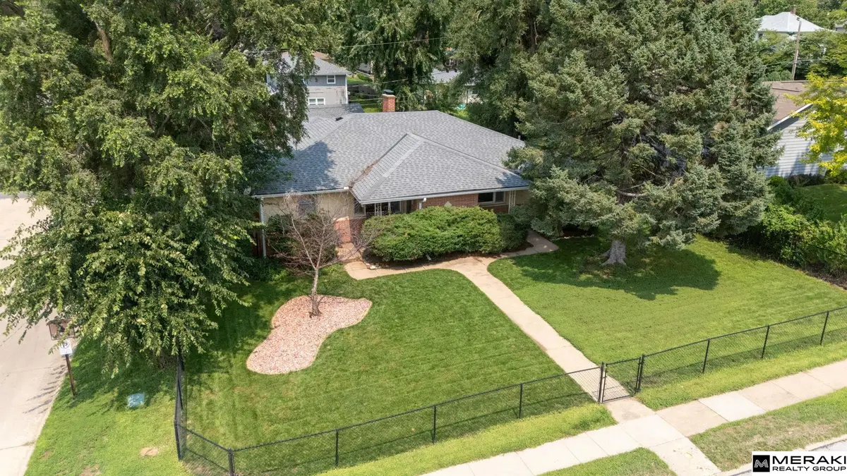 6414-6416 Western Avenue, Omaha, NE 68132 - #1