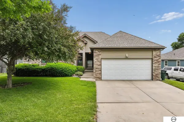 7412 Collister Road, Lincoln, NE 68516