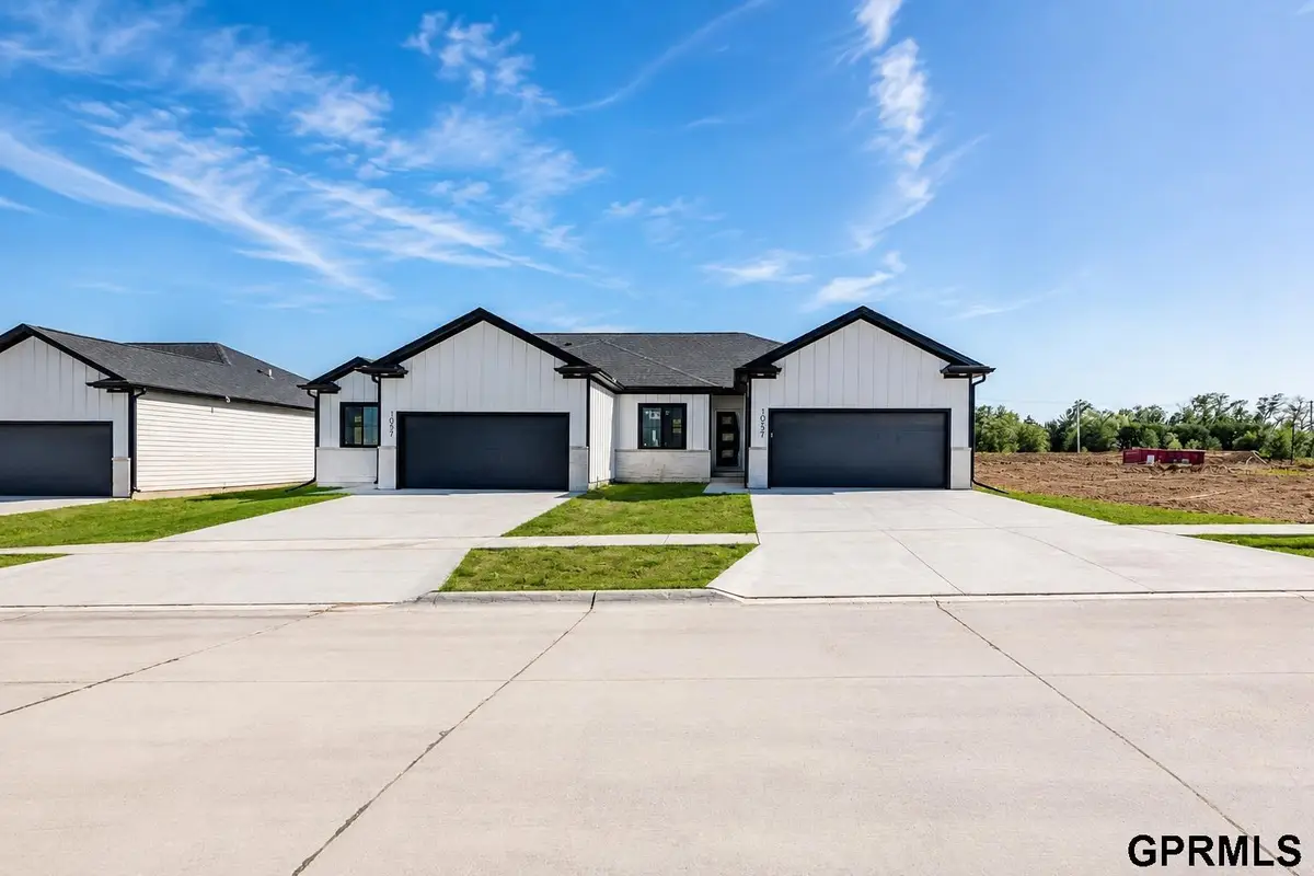10527 Wayborough Lane, Lincoln, NE 68527 - #1