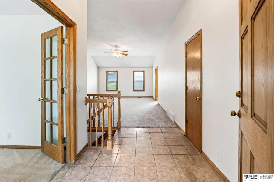 9102 S Glenview Drive, La Vista, NE 68128 - #2