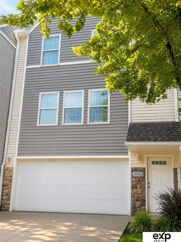 18162 Hayes Plaza #4, Omaha, NE 68135