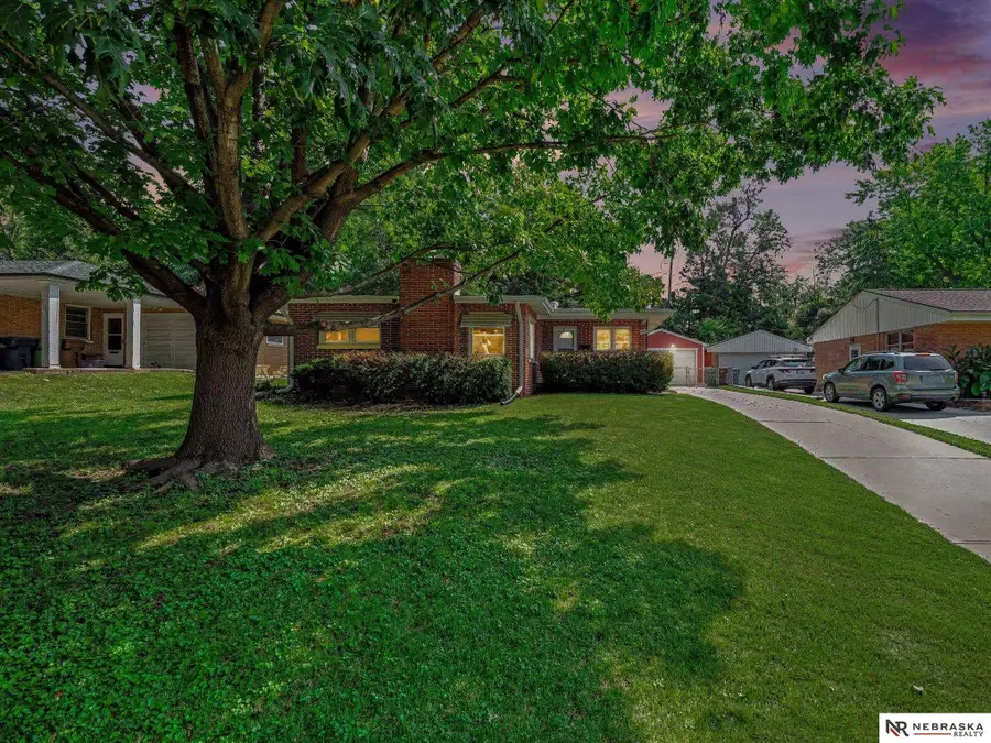 2009 Calhoun Street, Bellevue, NE 68005 - #2