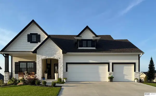 21739 Blaine Street, Elkhorn, NE 68022