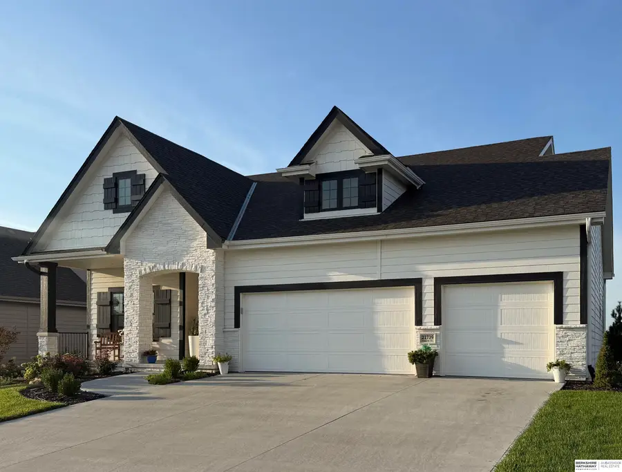 21739 Blaine Street, Elkhorn, NE 68022 - #3