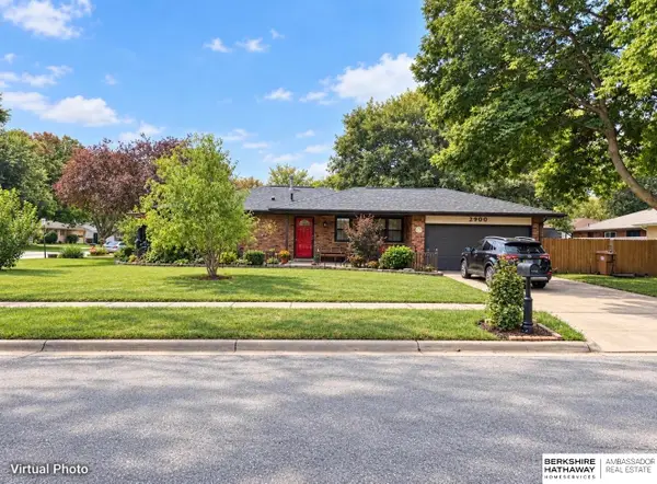 2900 S 53rd Street, Lincoln, NE 68506