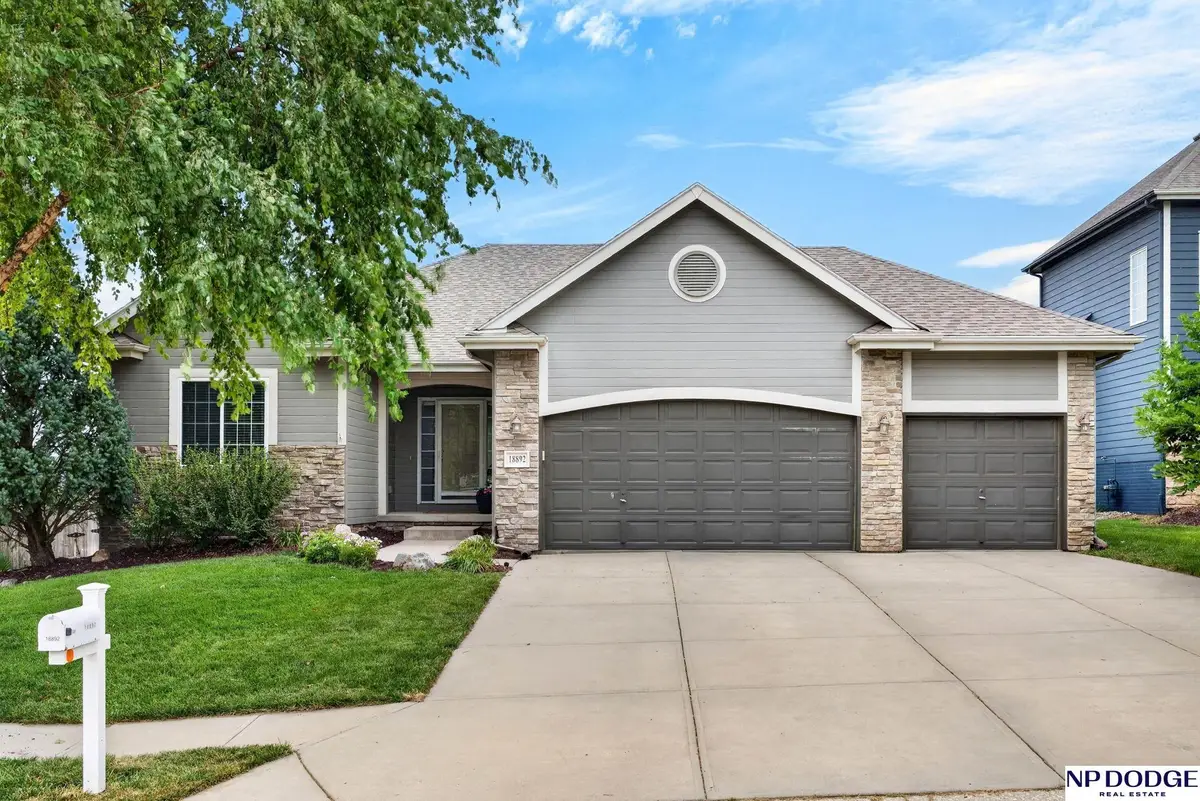 18892 Leavenworth Street, Elkhorn, NE 68022 - #1