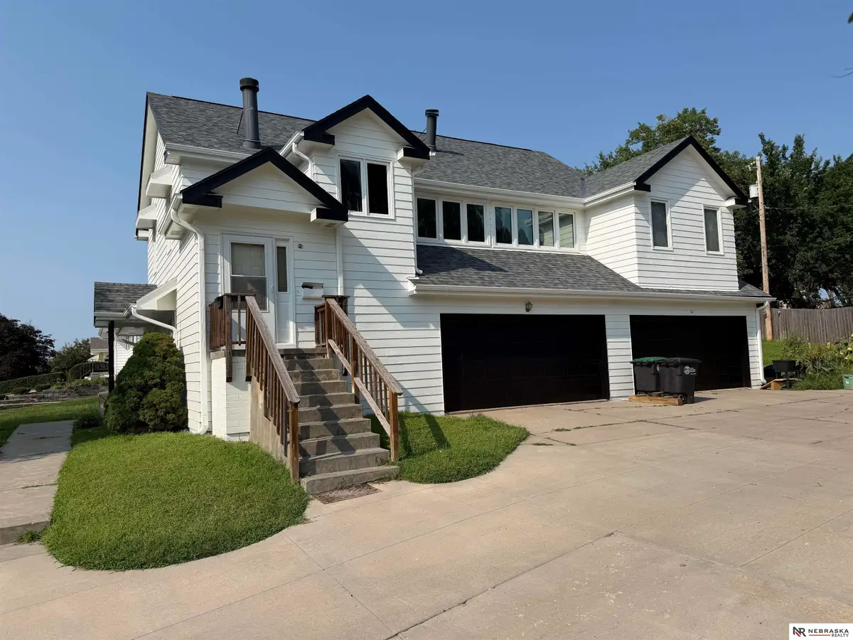 2127-2129 S 46th Avenue, Omaha, NE 68106 - #1