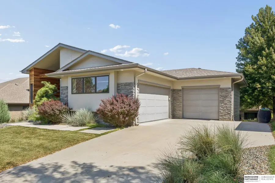 3229 S 186 Street, Omaha, NE 68130 - #2
