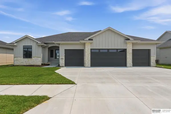 5815 N 198th Street, Elkhorn, NE 68022