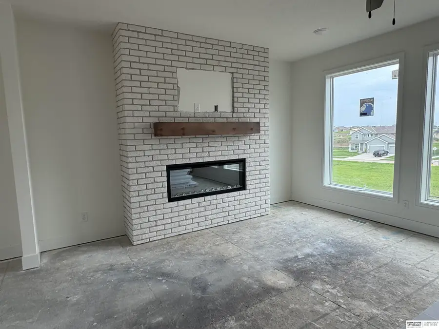21427 Y Street, Elkhorn, NE 68022 - #3