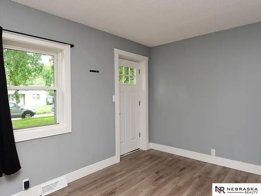 3924 Kansas Avenue, Omaha, NE 68111 - #3