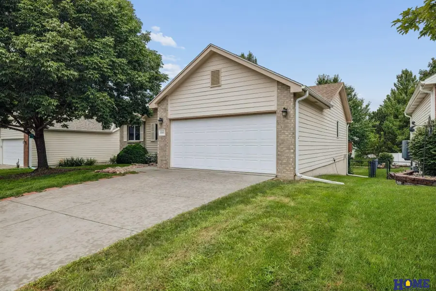 2048 Chloe Lane, Lincoln, NE 68512 - #2
