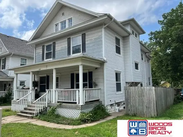 329 S 27th Street, Lincoln, NE 68510