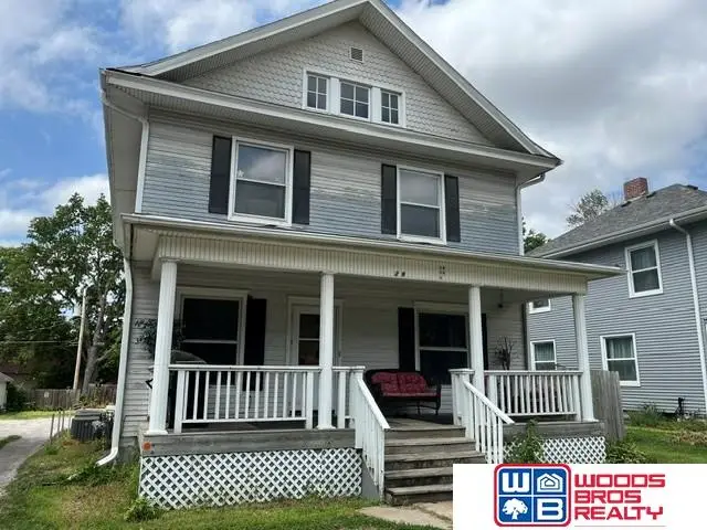 329 S 27th Street, Lincoln, NE 68510 - #2