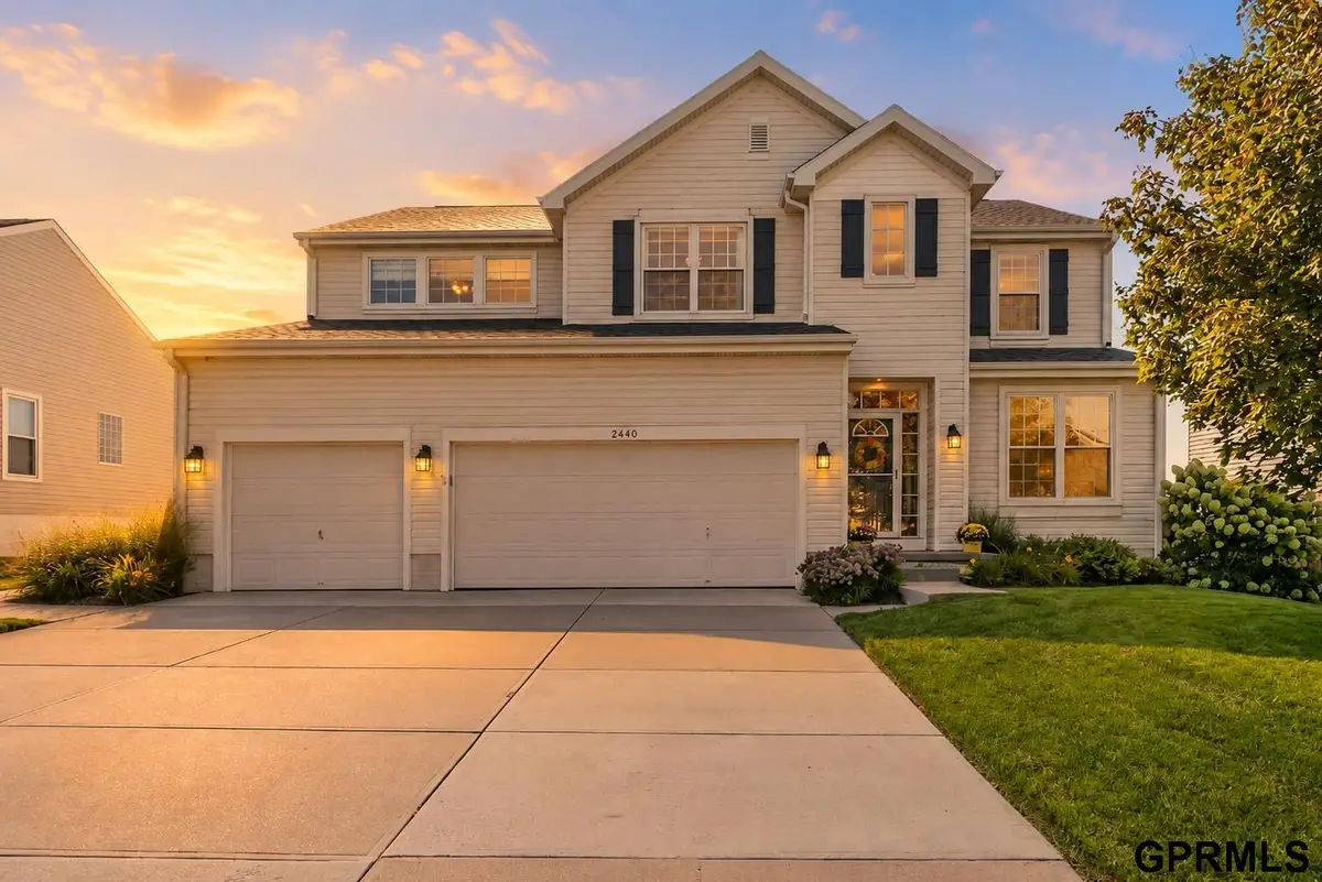 2440 Glacier Drive, Papillion, NE 68046 - #1