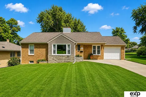 6136 Lafayette Avenue, Omaha, NE 68132