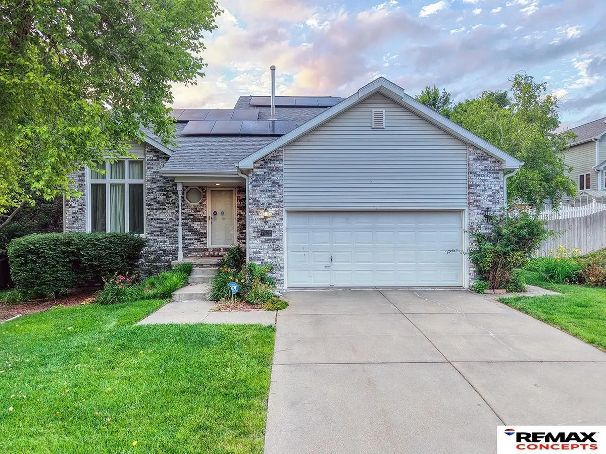 7432 Grand Oaks Drive, Lincoln, NE 68516 - #1